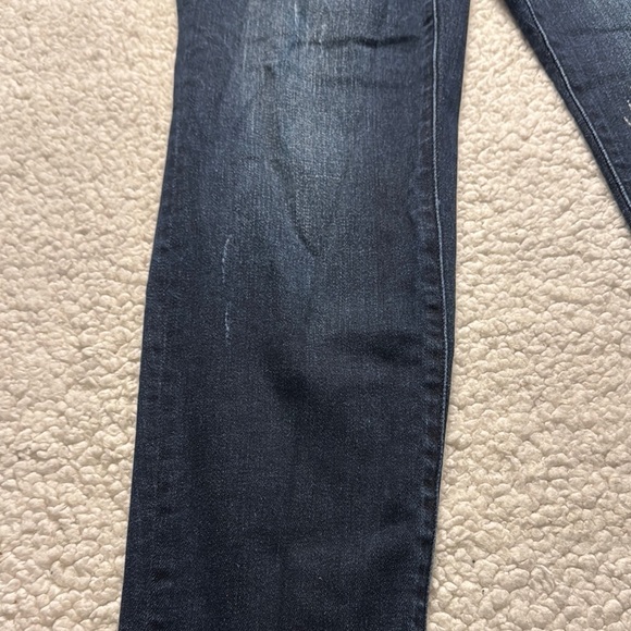 Judy Blue Boyfriend Blue Jeans with Distressed Details - Picture 5 of 8